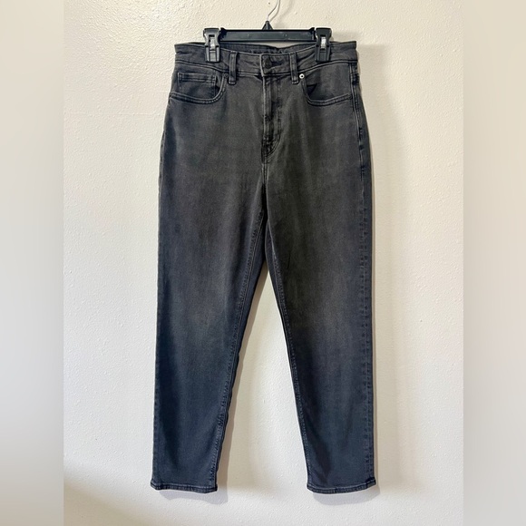 American Eagle Charcoal Straight Leg Mom Jeans - Size 6 (28") - Picture 6 of 12